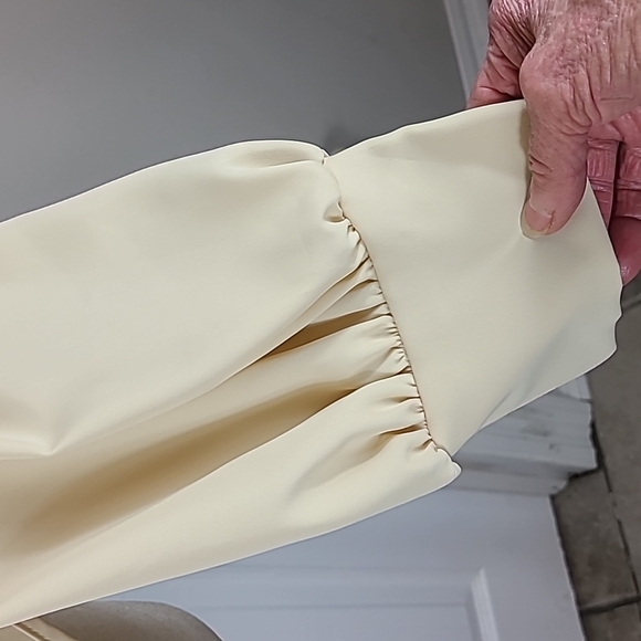 Mundefeis Botique Brand Bodysuit NWT - Picture 4 of 13